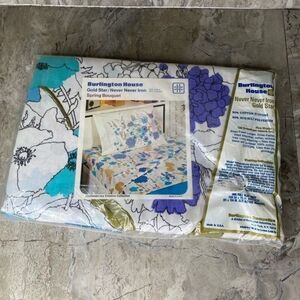 New Vintage Floral 60s 1960s 70s 1970s flat sheet Burlington Spring bouquet
